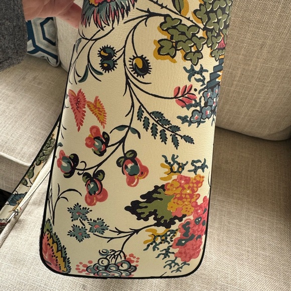 Tory Burch Parker floral tote - Picture 8 of 17